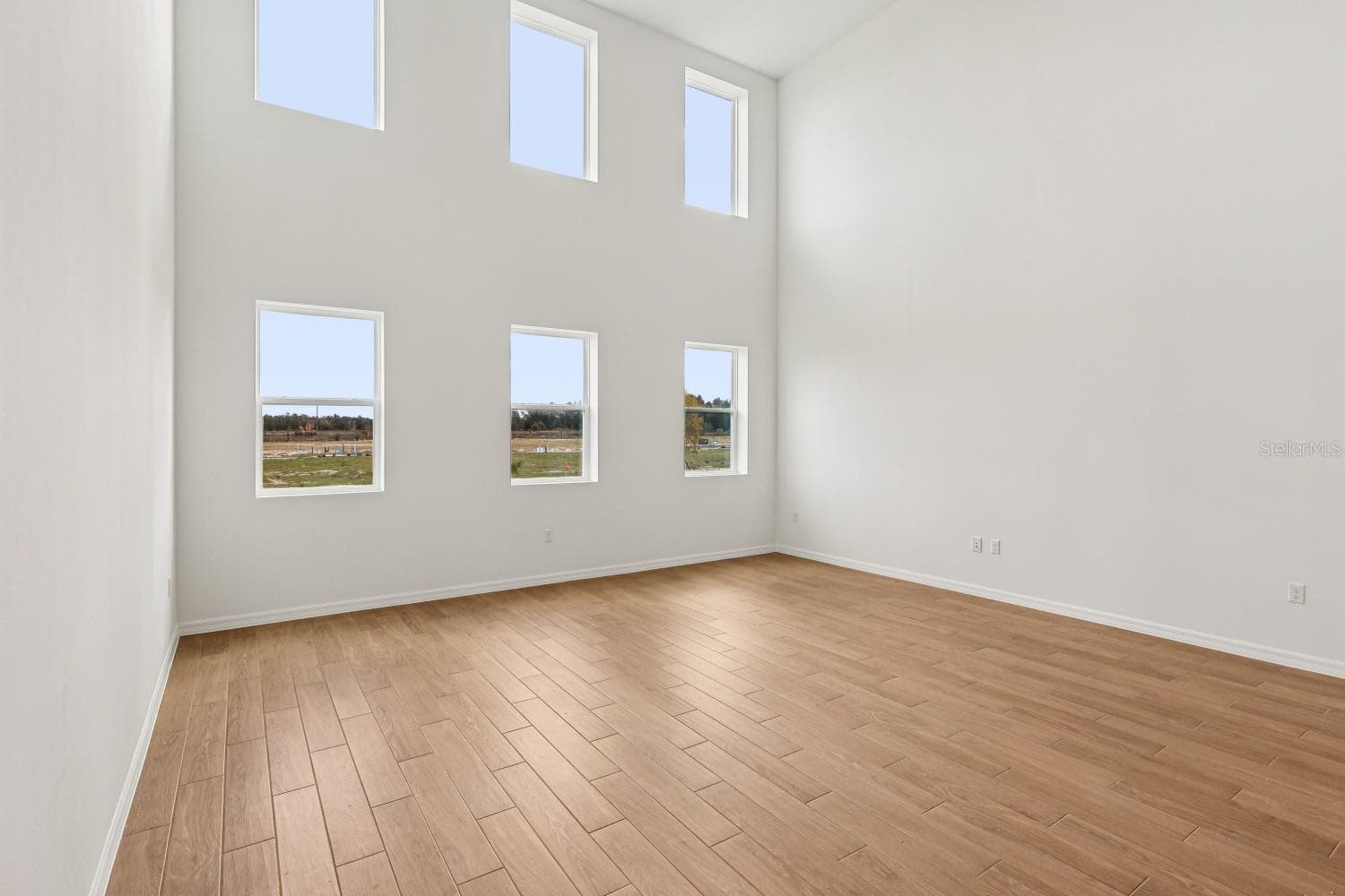 Single Family Residence at 12866 EUREKA LEMON DR, WINTER GARDEN, photo 7 of 34