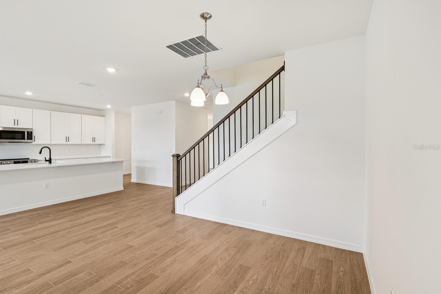 Single Family Residence at 12866 EUREKA LEMON DR, WINTER GARDEN, photo 10 of 34