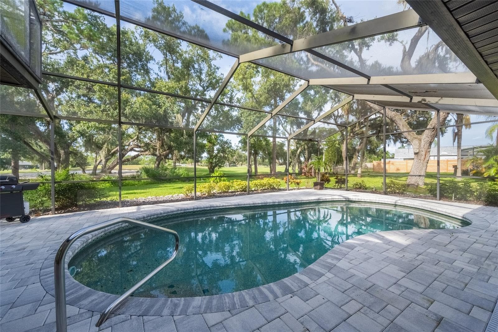 Pool - 5005 CANTERBURY DR, SARASOTA