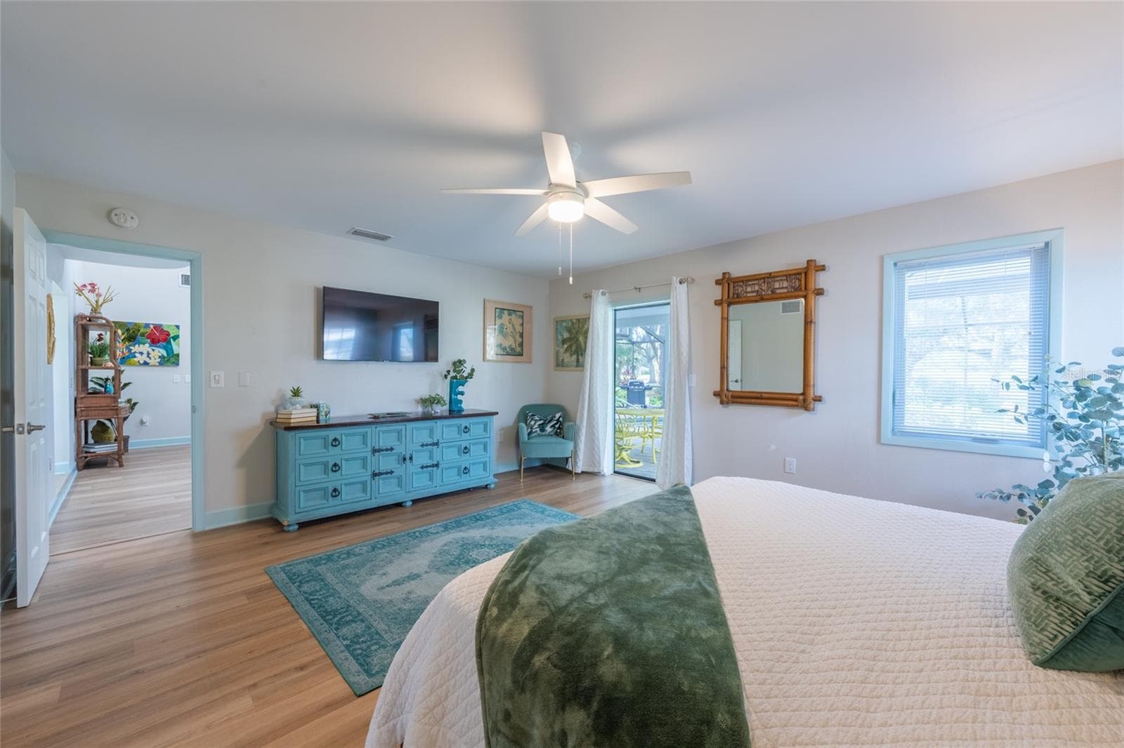 Primary Bedroom - 5005 CANTERBURY DR, SARASOTA