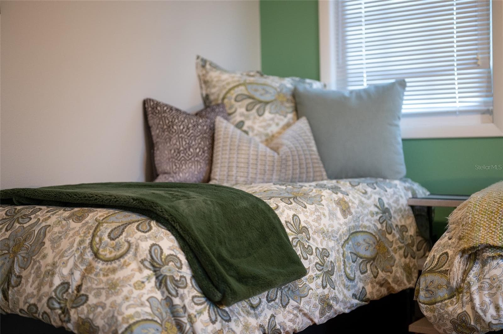 Third Bedroom - 5005 CANTERBURY DR, SARASOTA