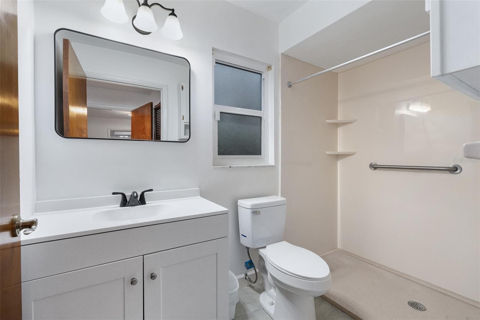 Master Bathroom - 109 NATHAN HALE CT, DAYTONA BEACH