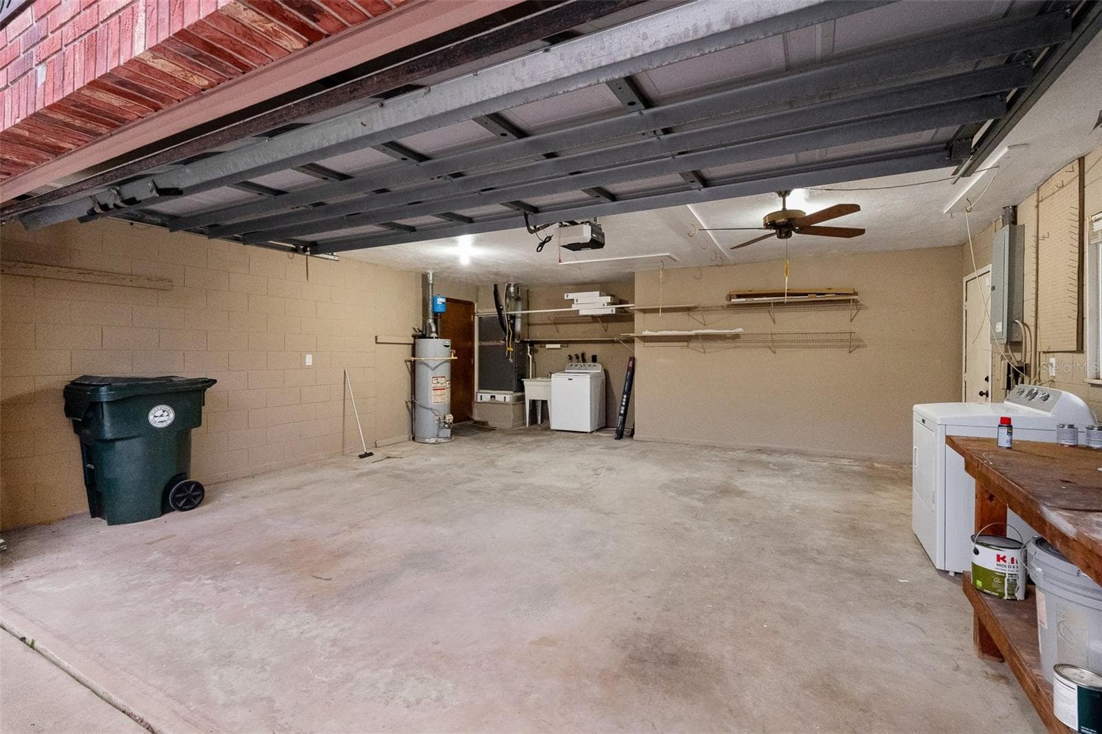 2-Car Garage - 109 NATHAN HALE CT, DAYTONA BEACH