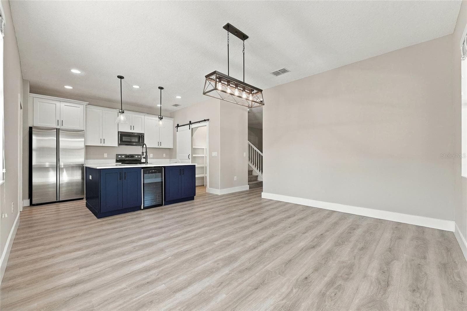 Single Family Residence at 5685 NEW INDEPENDENCE PKWY, WINTER GARDEN, photo 4 of 34