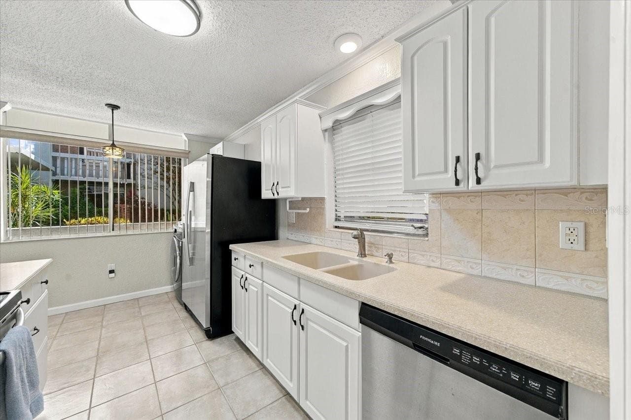 Condominium at 1001 PEARCE DR #111, CLEARWATER, photo 10 of 52