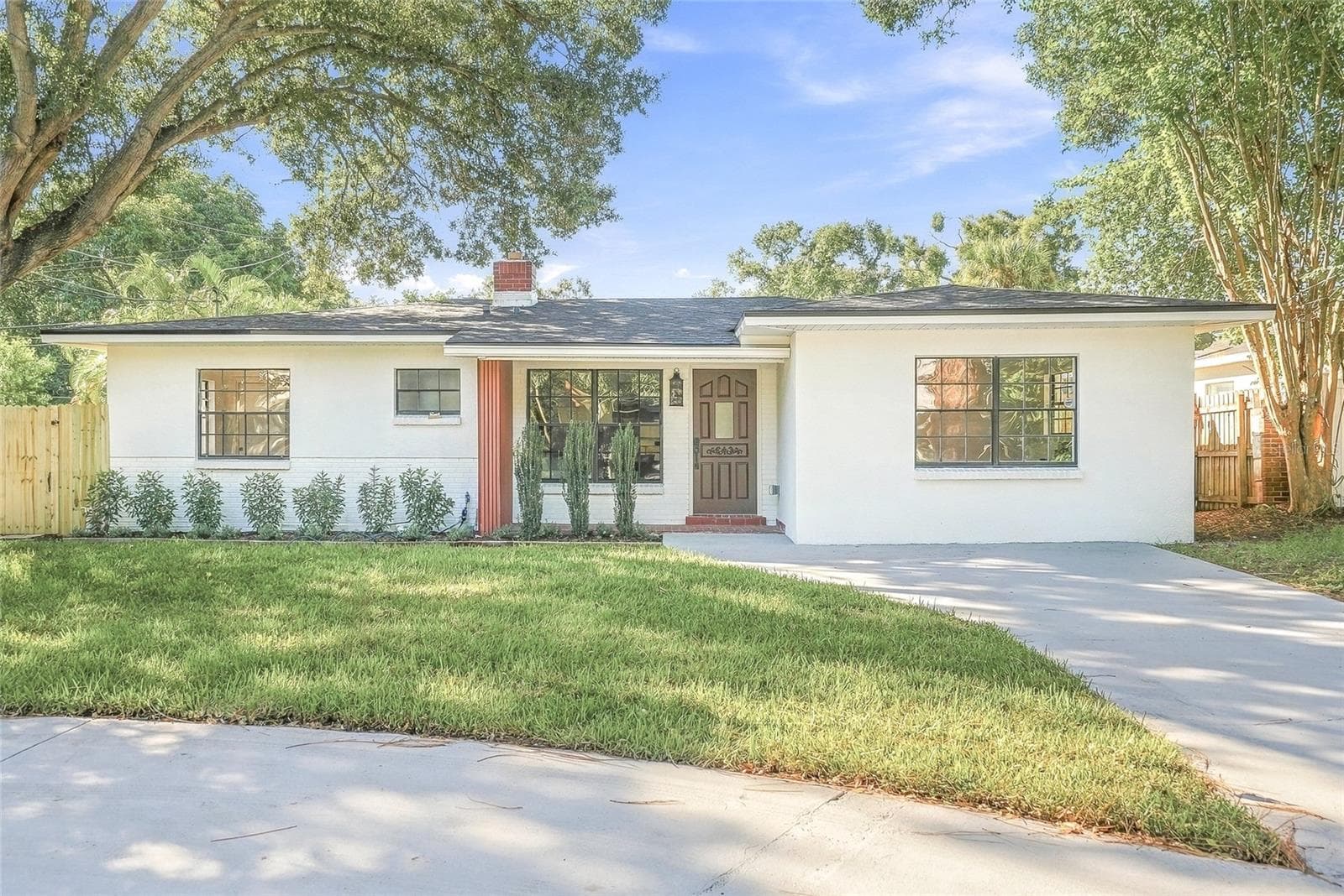 3112 S JULIA CIR