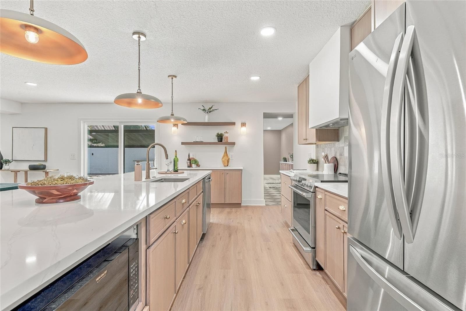 Single Family Residence at 3112 S JULIA CIR, TAMPA, photo 13 of 49
