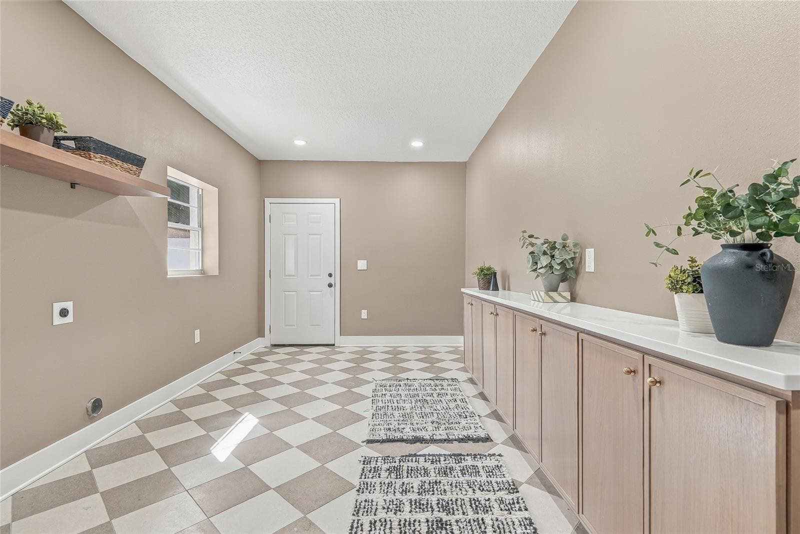 Single Family Residence at 3112 S JULIA CIR, TAMPA, photo 41 of 49