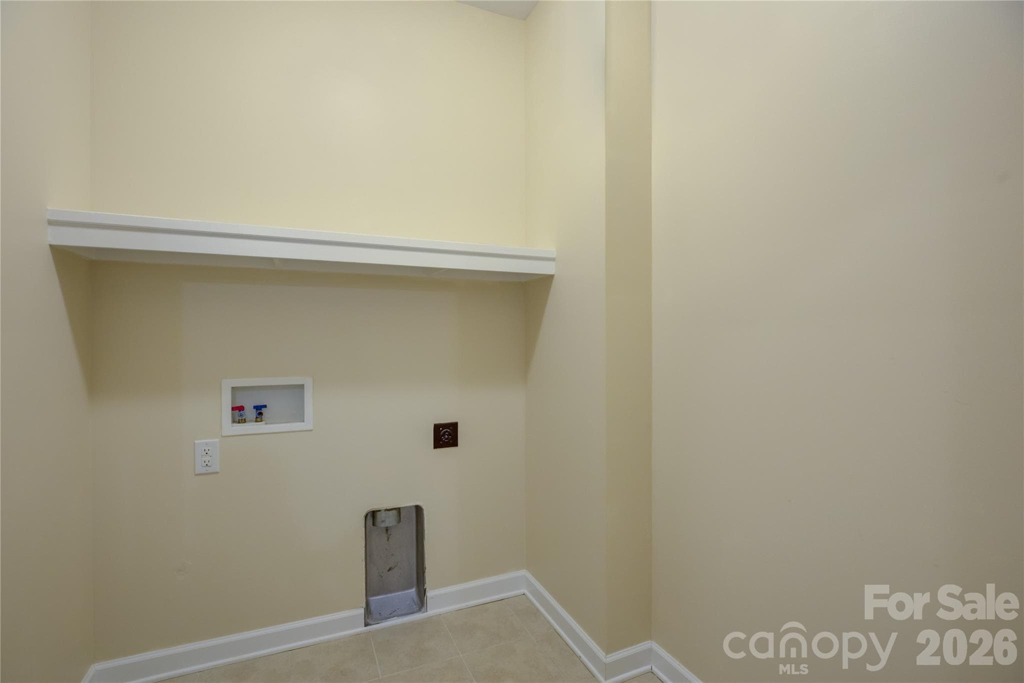 Single Family Residence at 13700 Glen Abbey Drive, Charlotte, photo 34 of 50