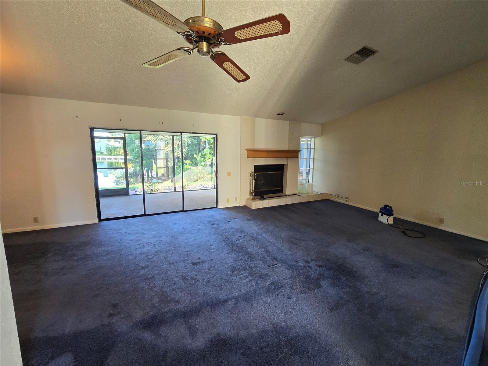 Single Family Residence at 9903 MIDDLECOFF DR, NEW PORT RICHEY, photo 4 of 20