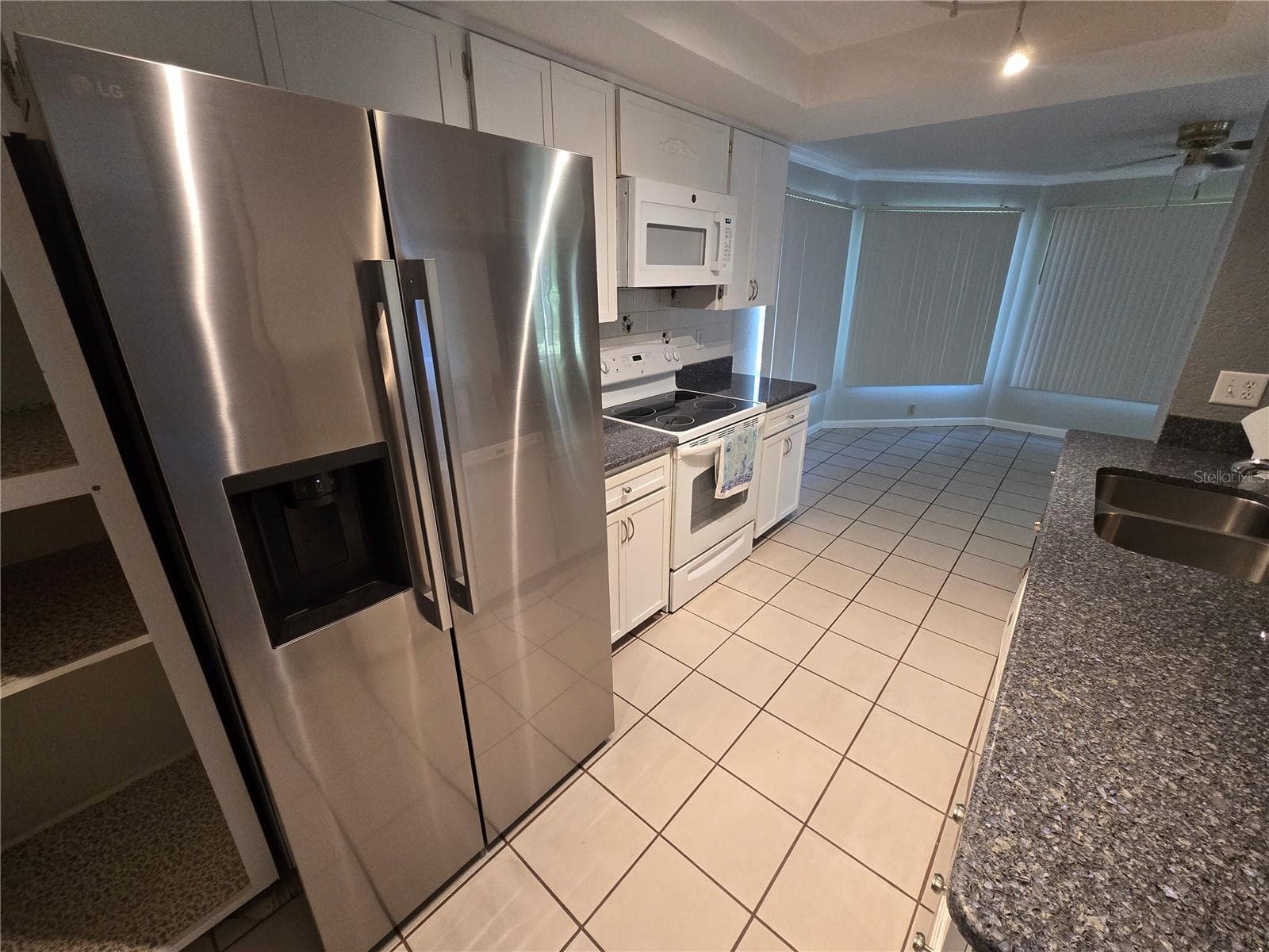 Single Family Residence at 9903 MIDDLECOFF DR, NEW PORT RICHEY, photo 6 of 20