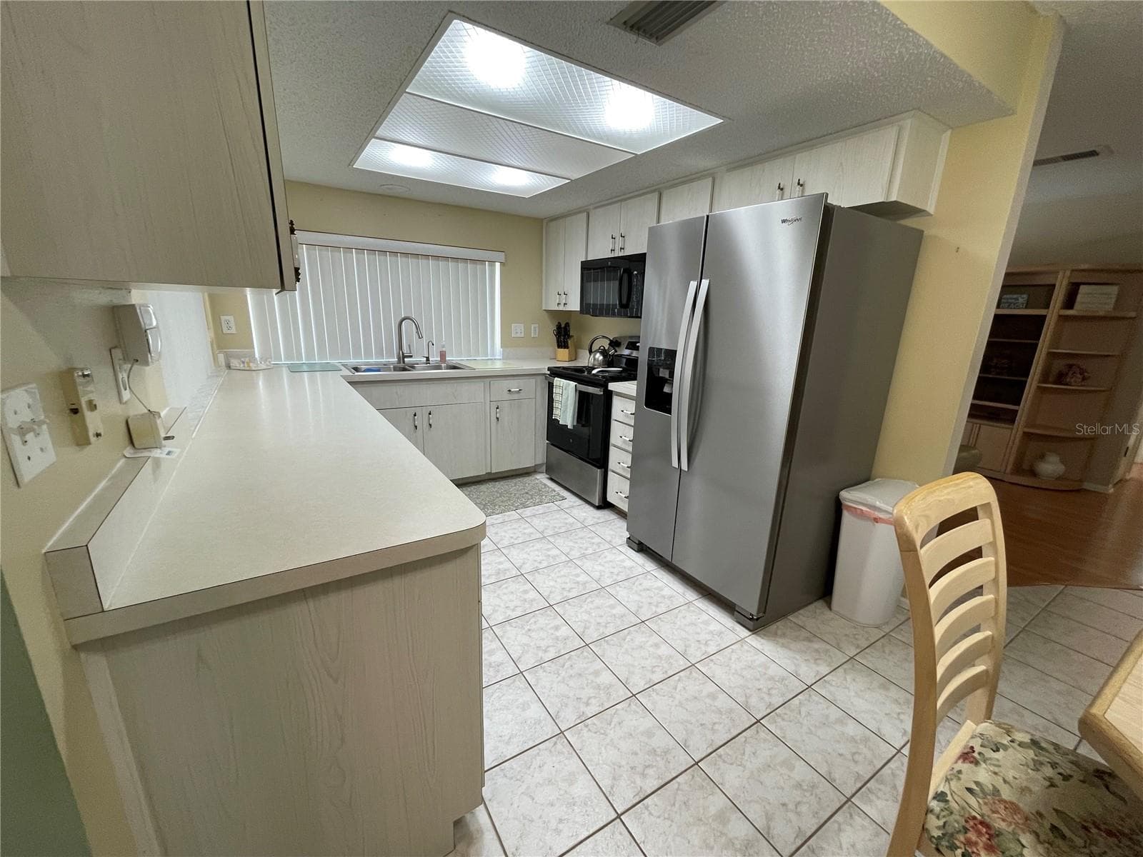 Single Family Residence at 12935 PEBBLE BEACH CIR, HUDSON, photo 15 of 32