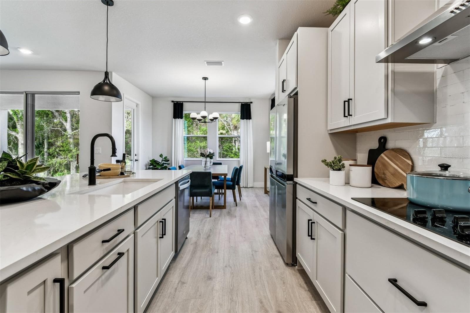 Kitchen - 3611 YELLOW CASSIA DR, WESLEY CHAPEL