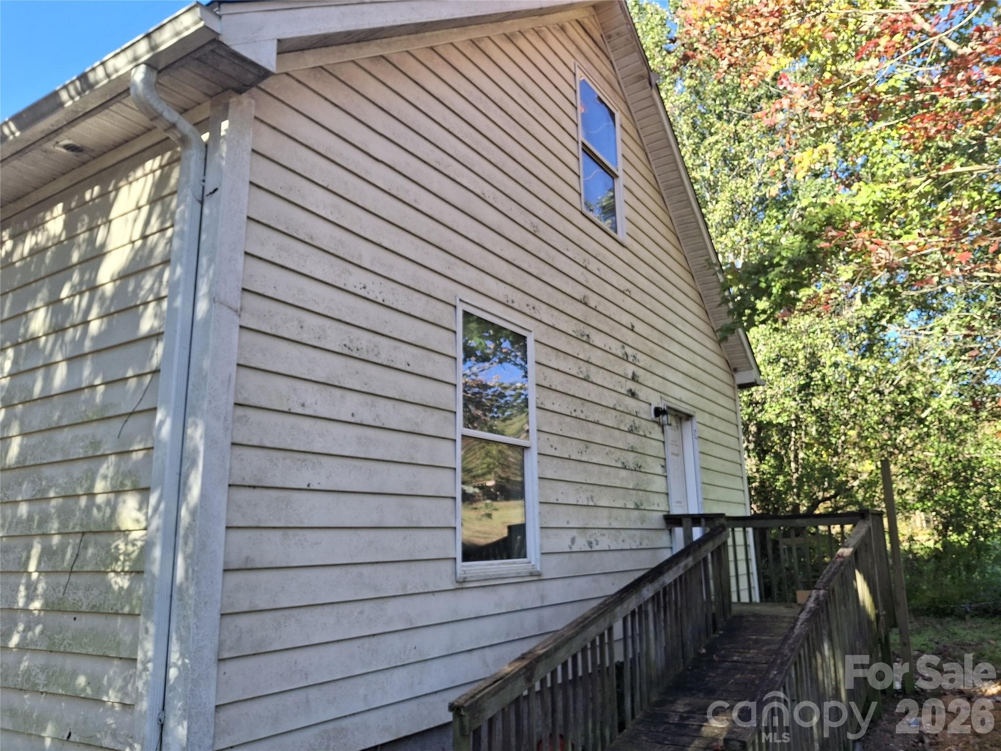 Single Family Residence at 18 (20) Saxon Hill None, Fairview, photo 5 of 12