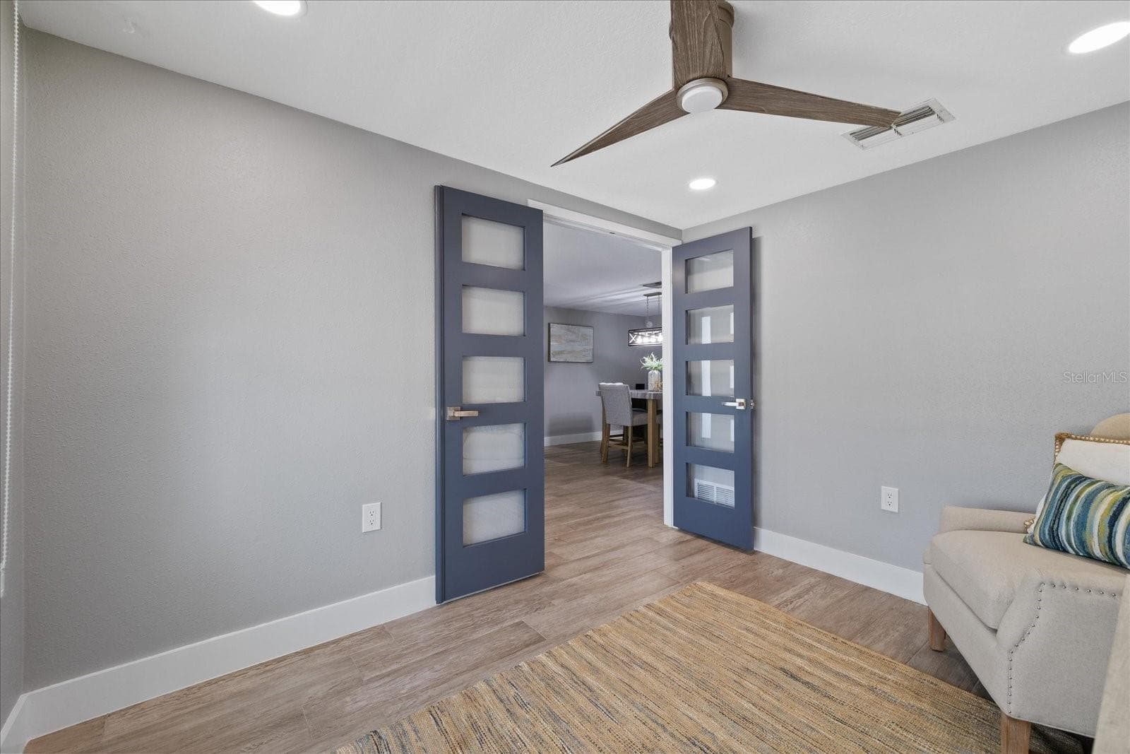 Office/flex space with french doors - 5001 MARLIN DR, NEW PORT RICHEY