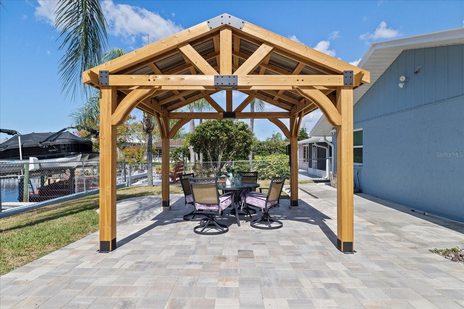 New gazebo feature - 5001 MARLIN DR, NEW PORT RICHEY