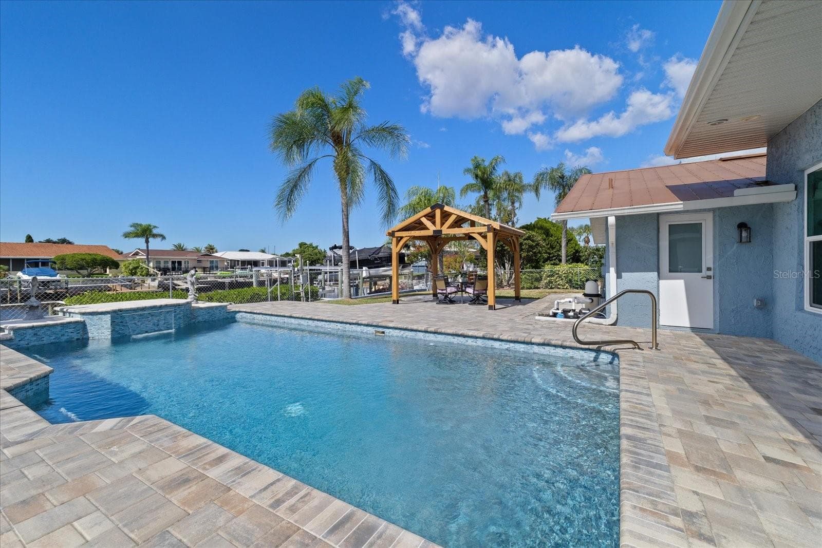 Large backyard for relaxing and entertaining - 5001 MARLIN DR, NEW PORT RICHEY