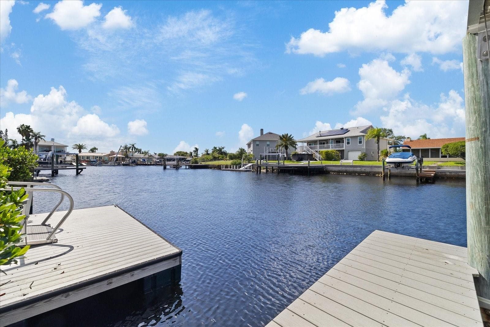 wide canal views from docks - 5001 MARLIN DR, NEW PORT RICHEY