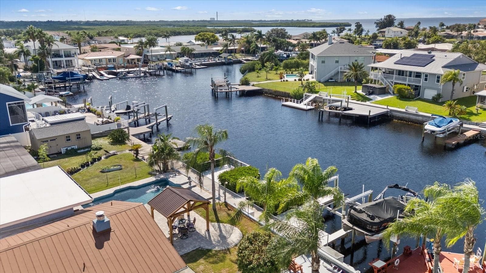 More wide canal views - 5001 MARLIN DR, NEW PORT RICHEY