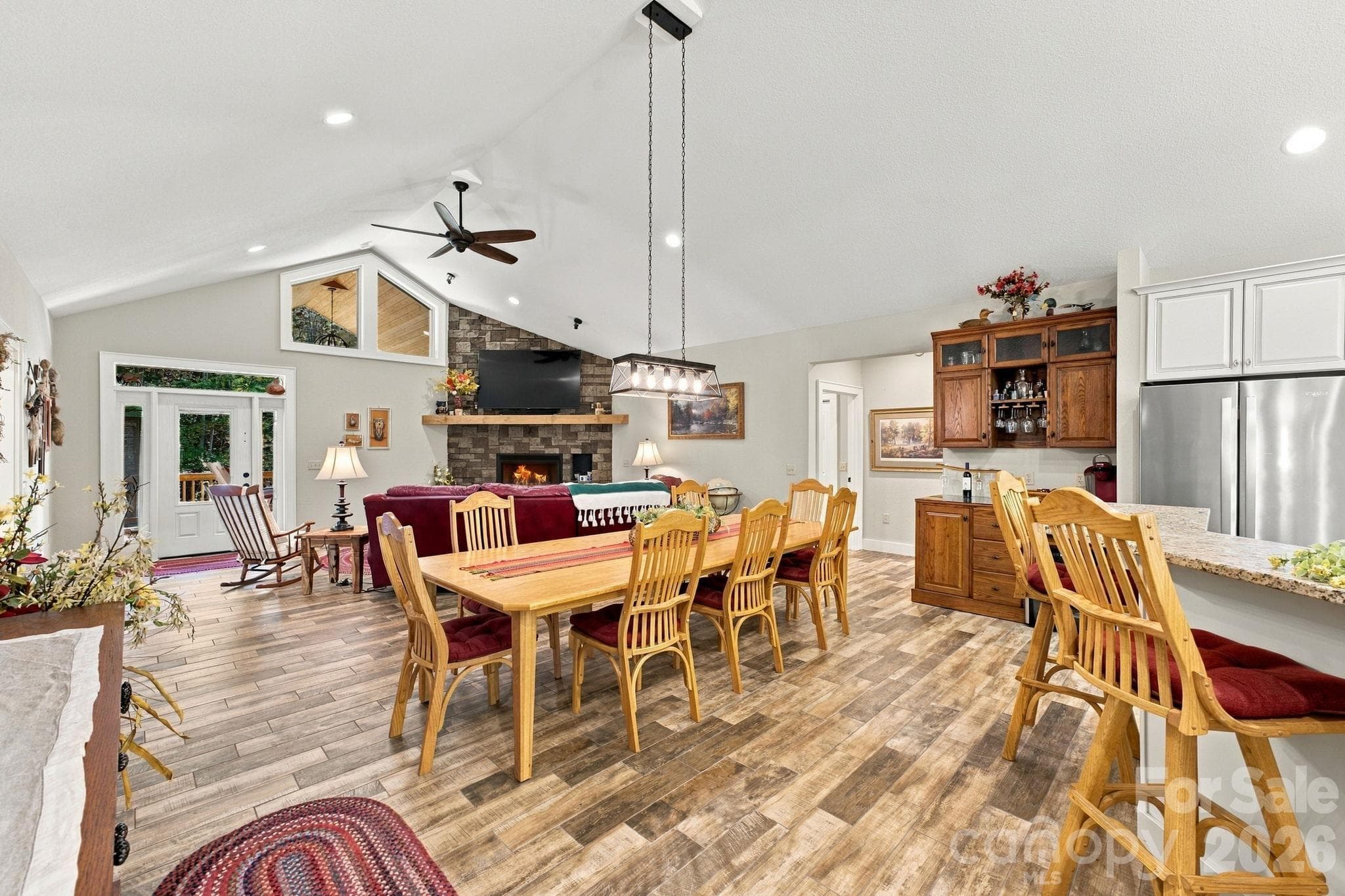Single Family Residence at 151 High Grove Parkway, Whittier, photo 22 of 48