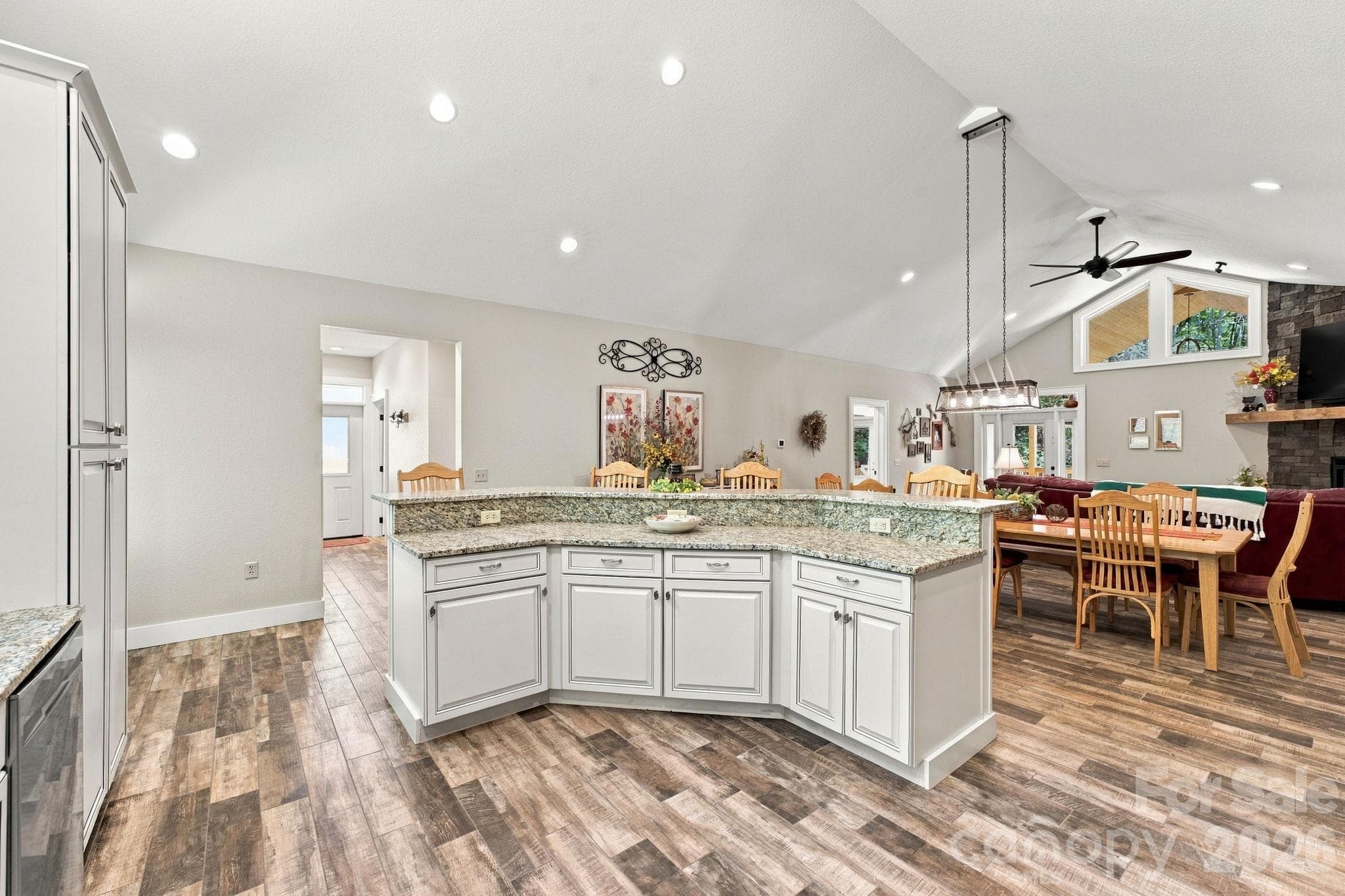 Single Family Residence at 151 High Grove Parkway, Whittier, photo 26 of 48