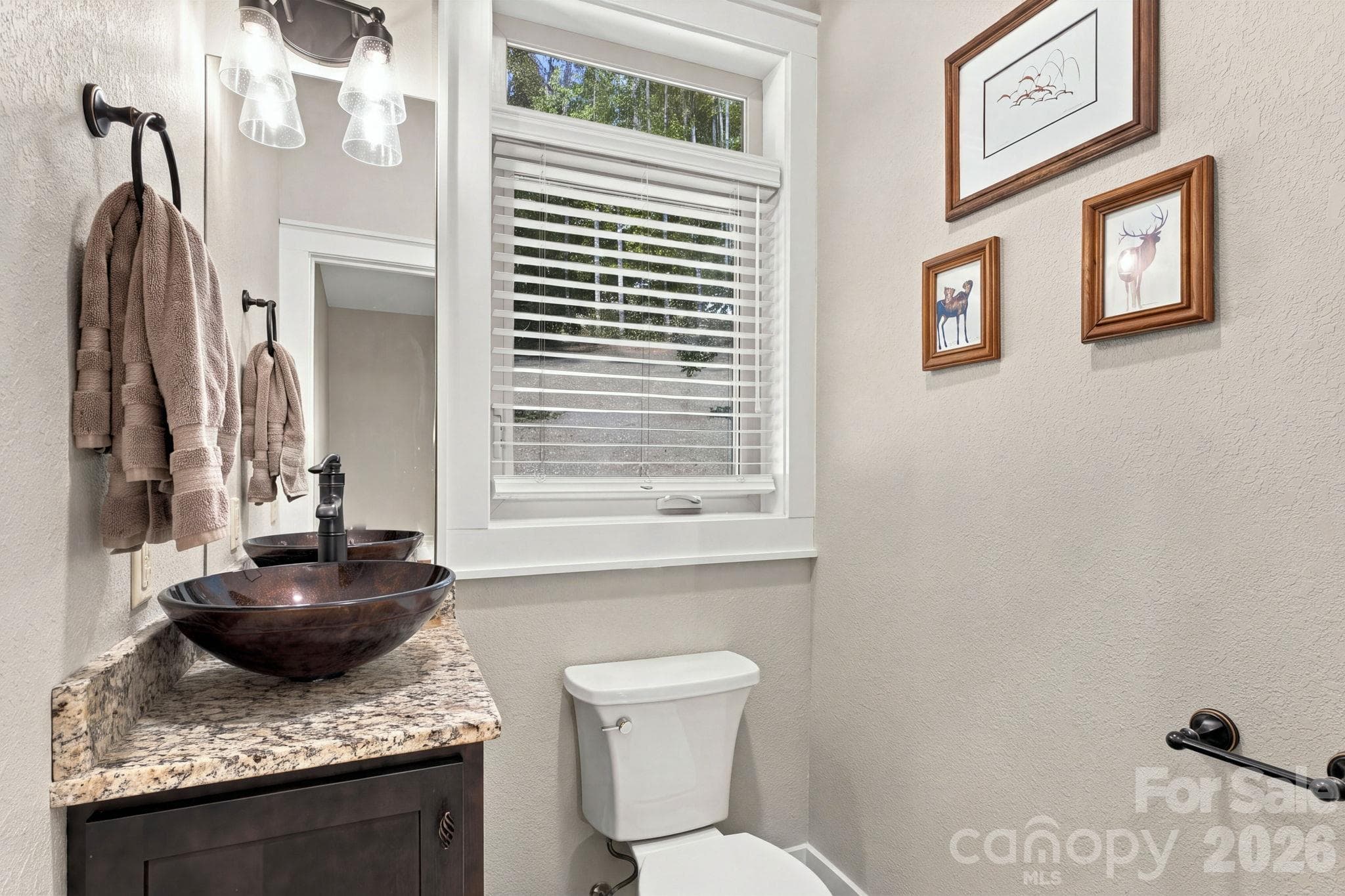 Single Family Residence at 151 High Grove Parkway, Whittier, photo 38 of 48
