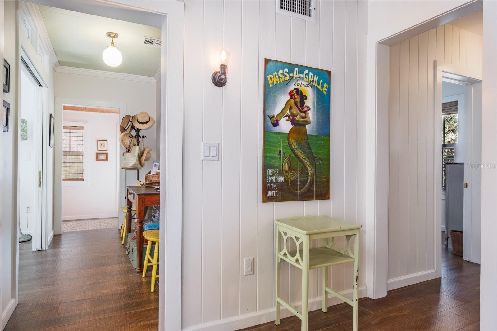 Main Cottage - 105 6TH AVE, ST PETE BEACH
