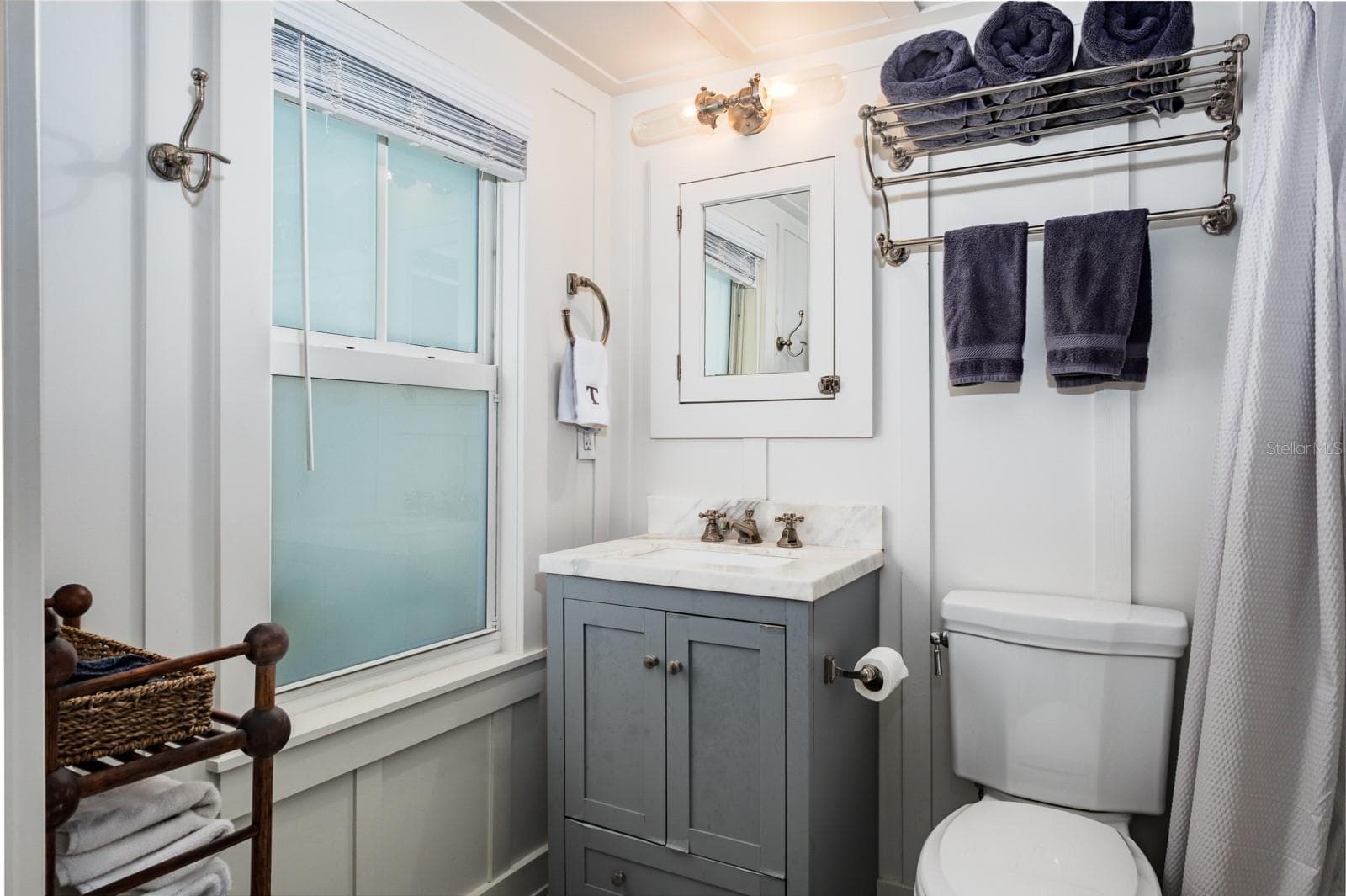 Main Cottage Bathroom - 105 6TH AVE, ST PETE BEACH