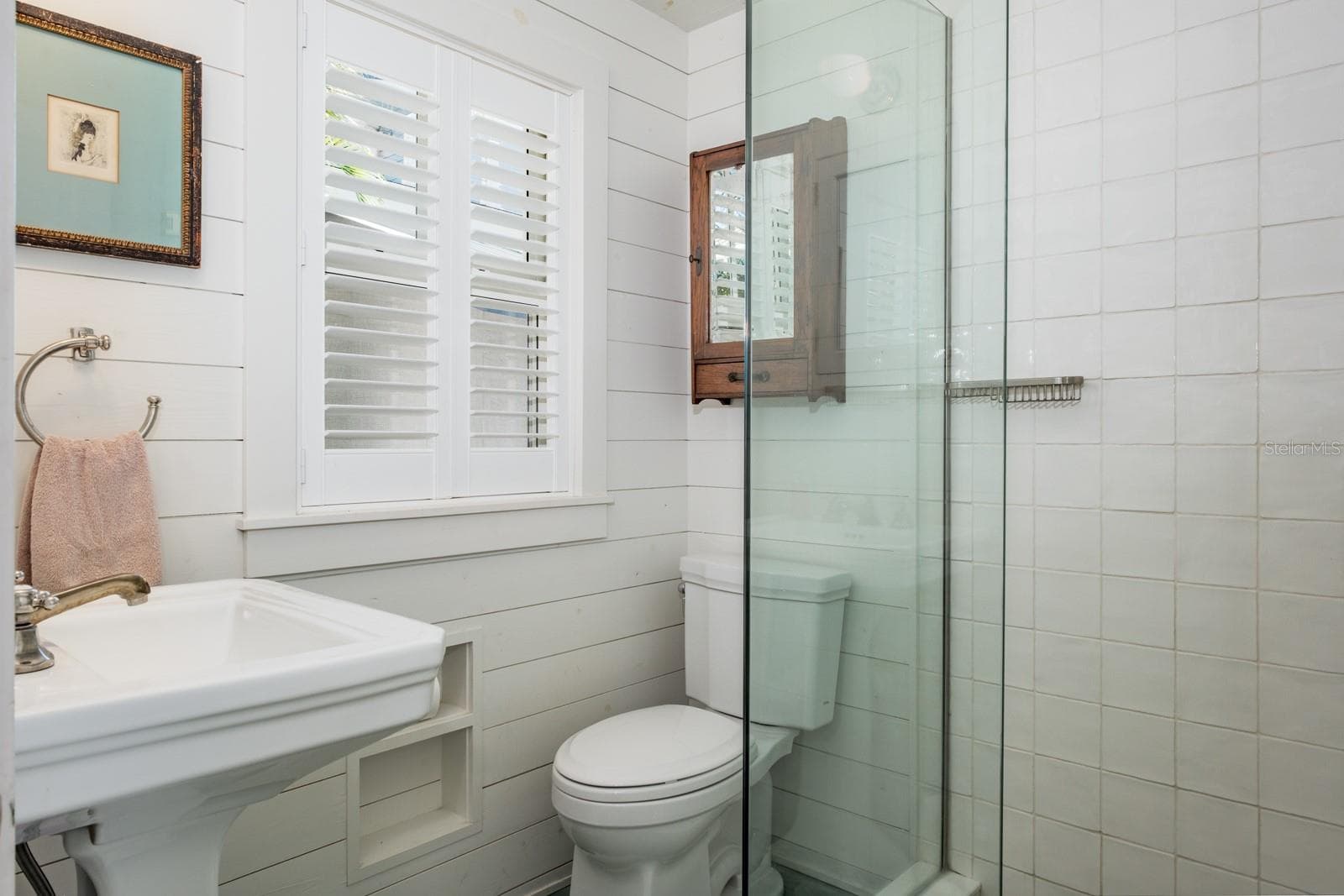 Back Cottage Bathroom - 105 6TH AVE, ST PETE BEACH