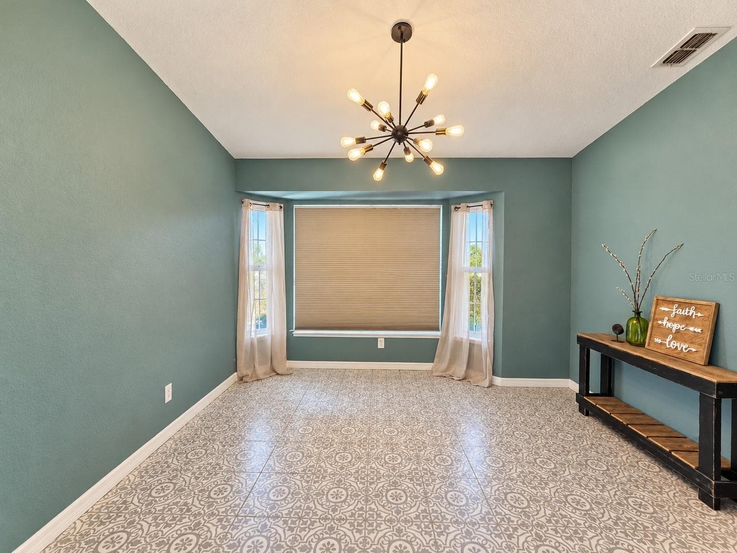 Single Family Residence at 25295 CAYCE CT, PUNTA GORDA, photo 5 of 26