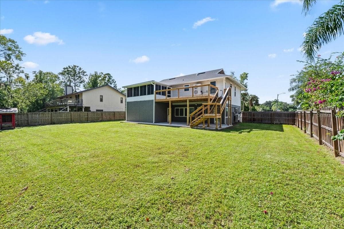 Single Family Residence at 3010 EVENSONG CT, HOLIDAY, photo 4 of 75