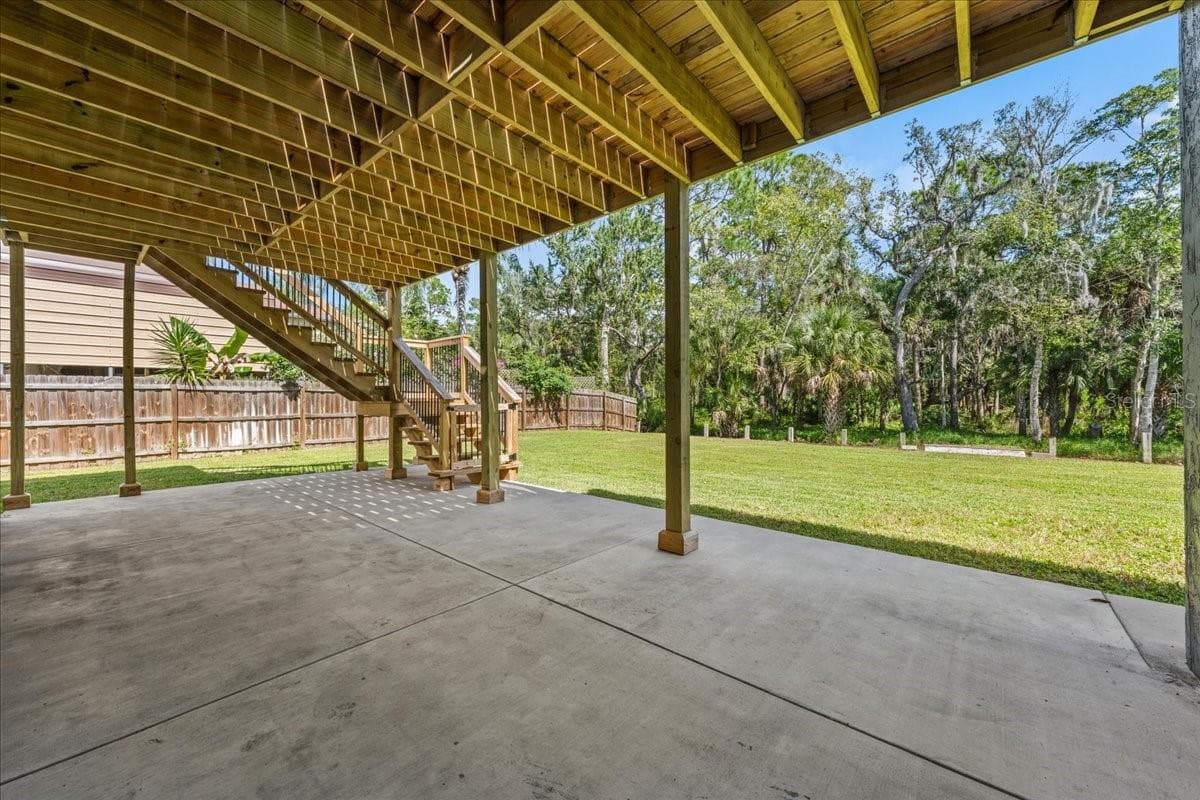 Single Family Residence at 3010 EVENSONG CT, HOLIDAY, photo 37 of 75