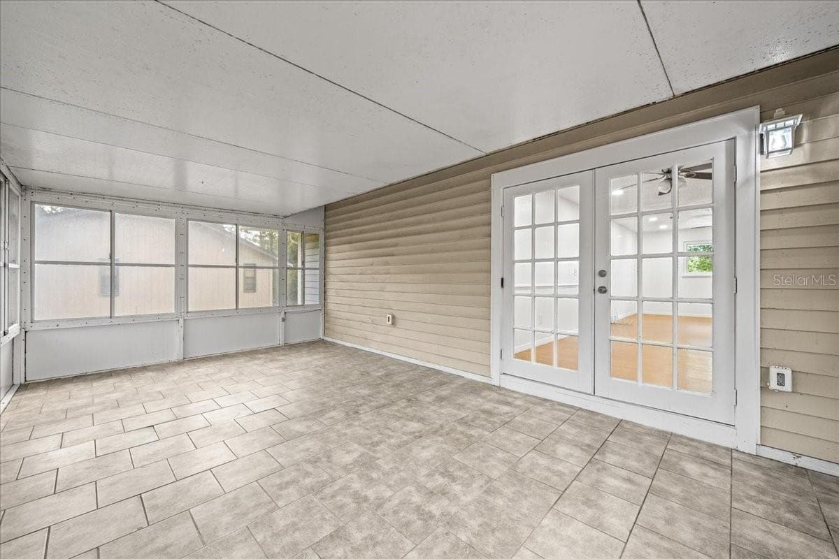 Enclosed Florida Room - 3010 EVENSONG CT, HOLIDAY