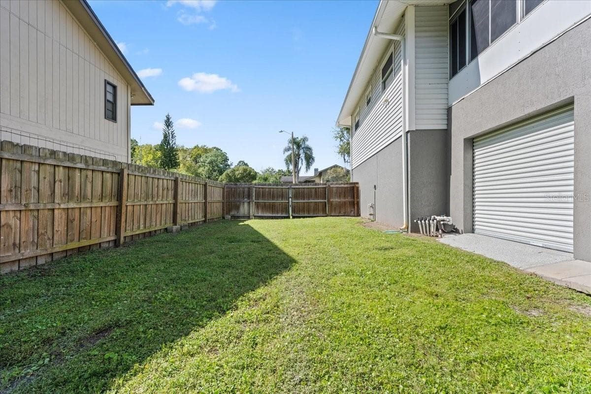 Single Family Residence at 3010 EVENSONG CT, HOLIDAY, photo 63 of 75