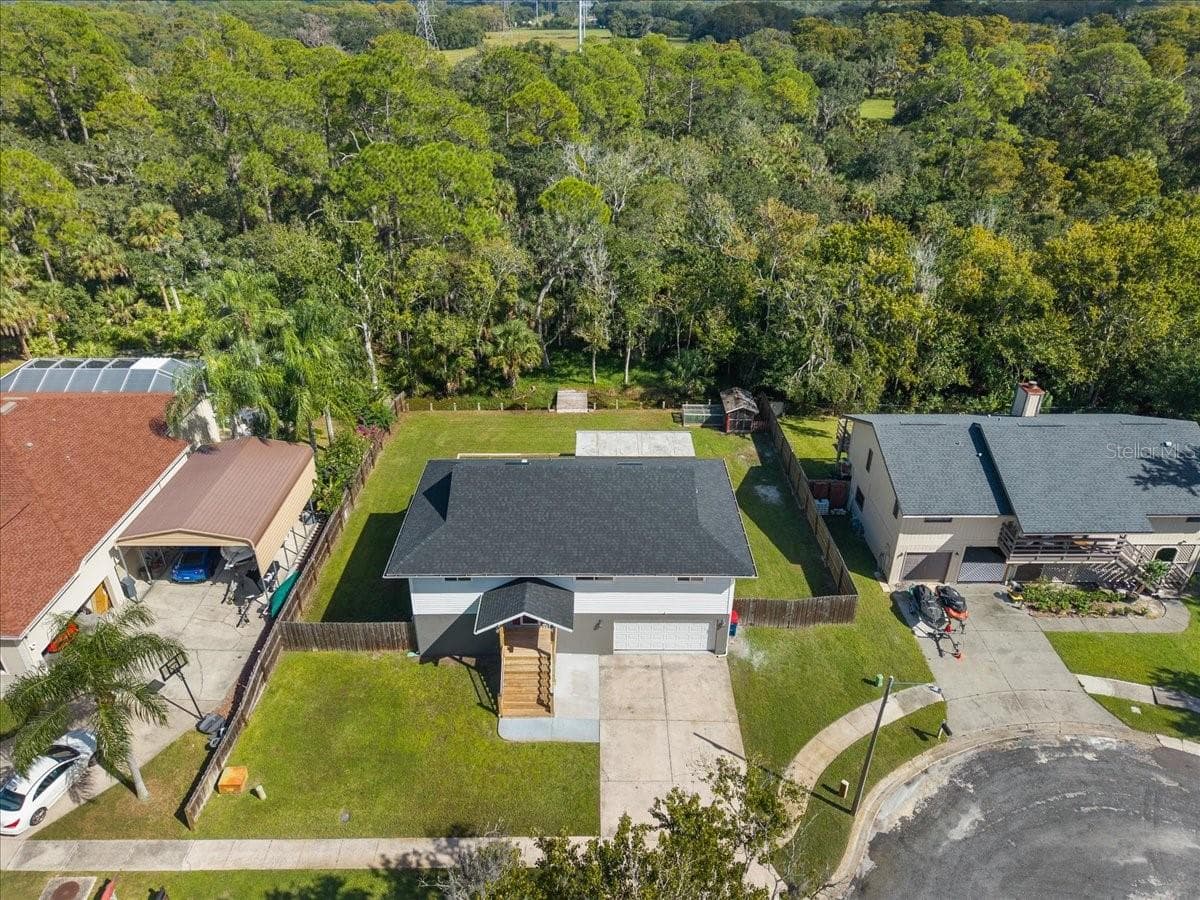 Single Family Residence at 3010 EVENSONG CT, HOLIDAY, photo 68 of 75