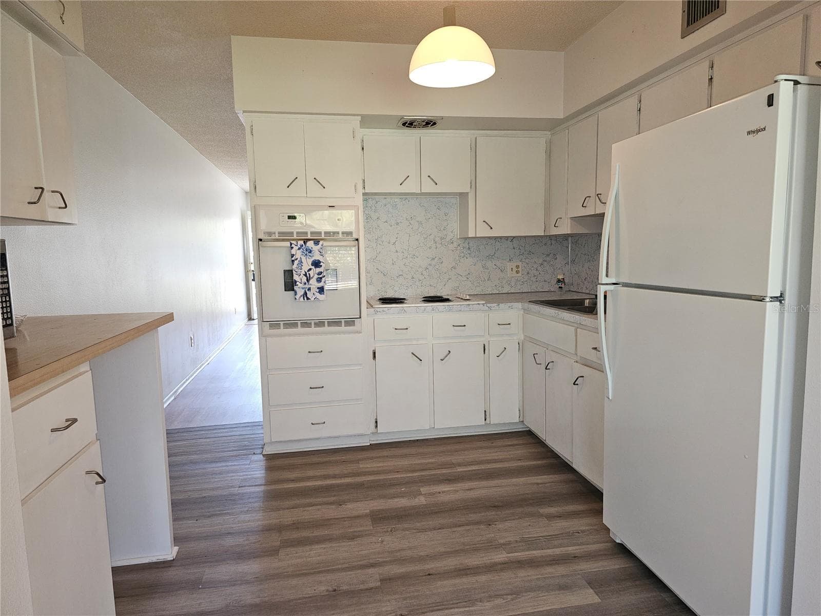 Condominium at 2386 SUMATRAN WAY #44, CLEARWATER, photo 4 of 69