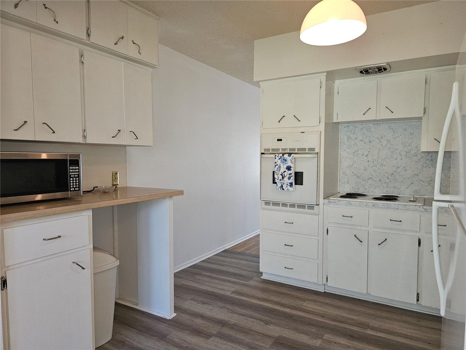 Condominium at 2386 SUMATRAN WAY #44, CLEARWATER, photo 5 of 69