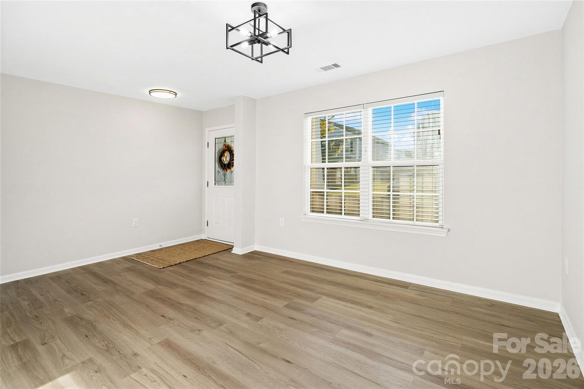 Single Family Residence at 407 Lind Point Lane, Monroe, photo 6 of 48