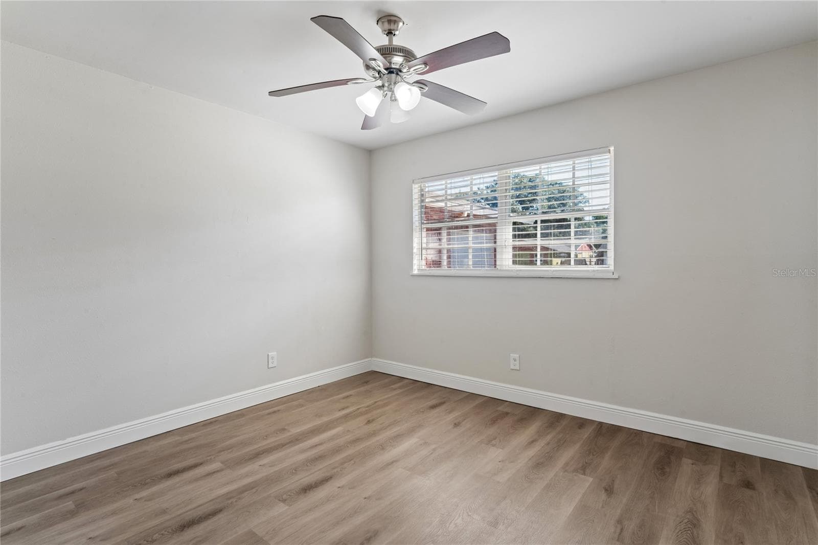 Single Family Residence at 4810 WYNWOOD DR, TAMPA, photo 20 of 25
