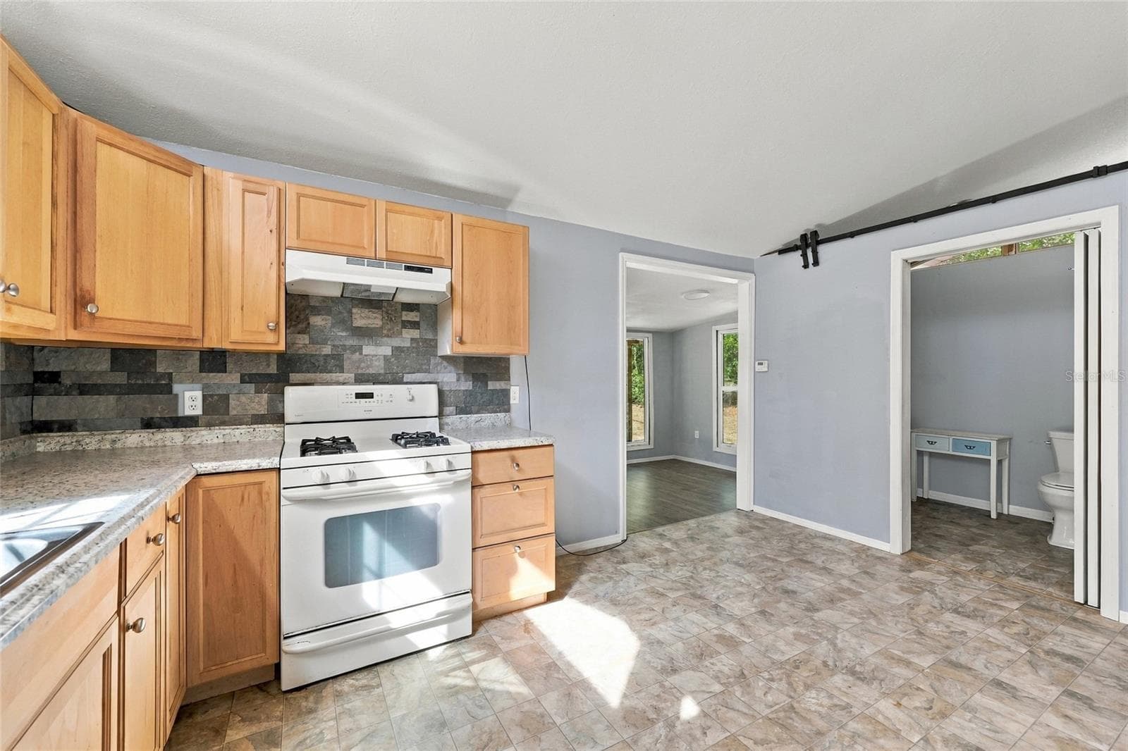 Single Family Residence at 3228 SW WILSON SPRINGS RD, FORT WHITE, photo 11 of 26