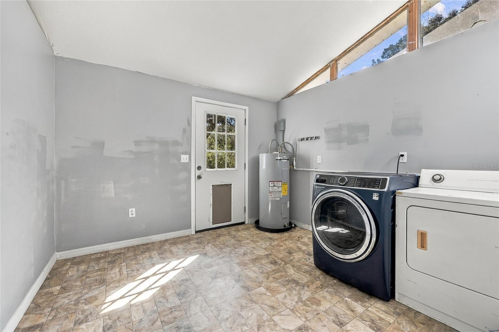 Single Family Residence at 3228 SW WILSON SPRINGS RD, FORT WHITE, photo 16 of 26