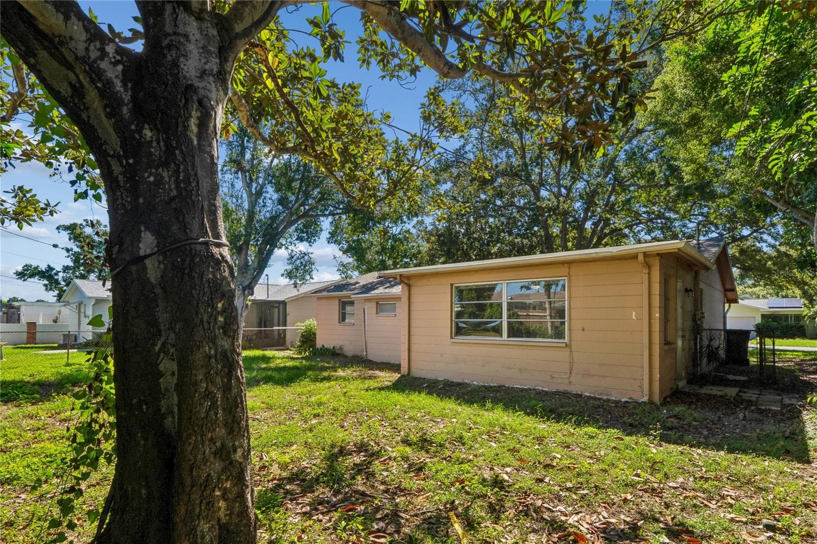 Single Family Residence at 4655 48TH AVE N, ST PETERSBURG, photo 20 of 24