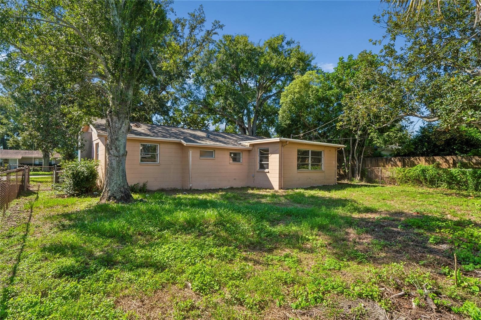 Single Family Residence at 4655 48TH AVE N, ST PETERSBURG, photo 22 of 24