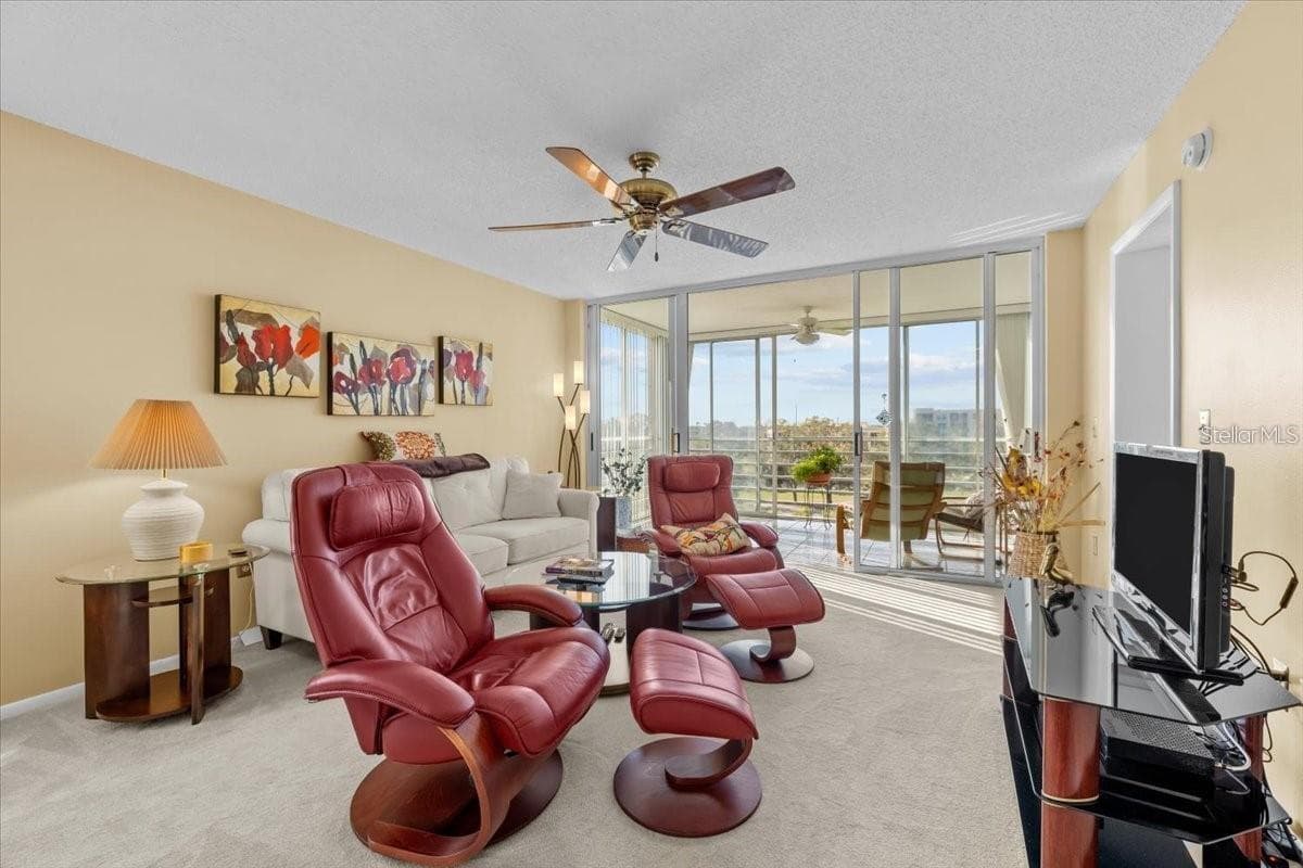 Condominium at 4460 FAIRWAYS BLVD #401, BRADENTON, photo 10 of 40