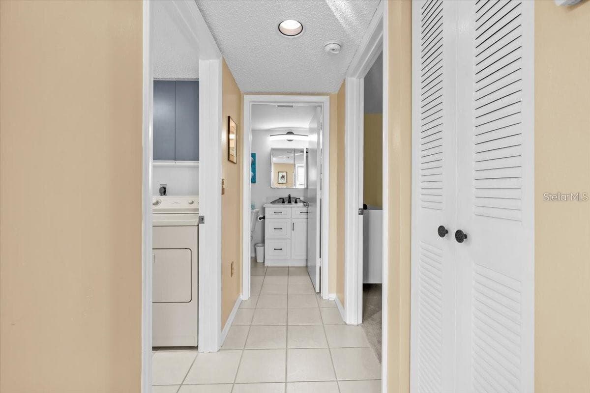 Hallway to 2nd Bedroom - 4460 FAIRWAYS BLVD #401, BRADENTON
