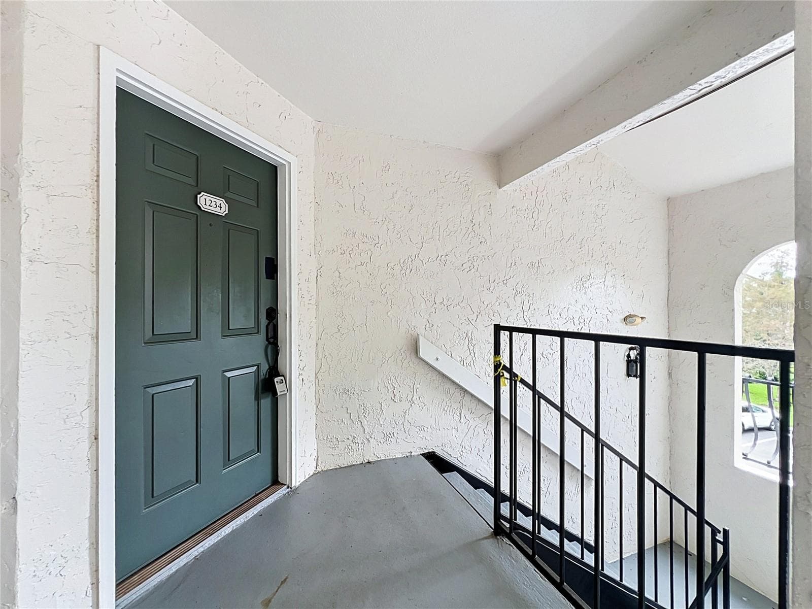 Quadruplex at 5116 CONROY RD #23, ORLANDO, photo 4 of 100