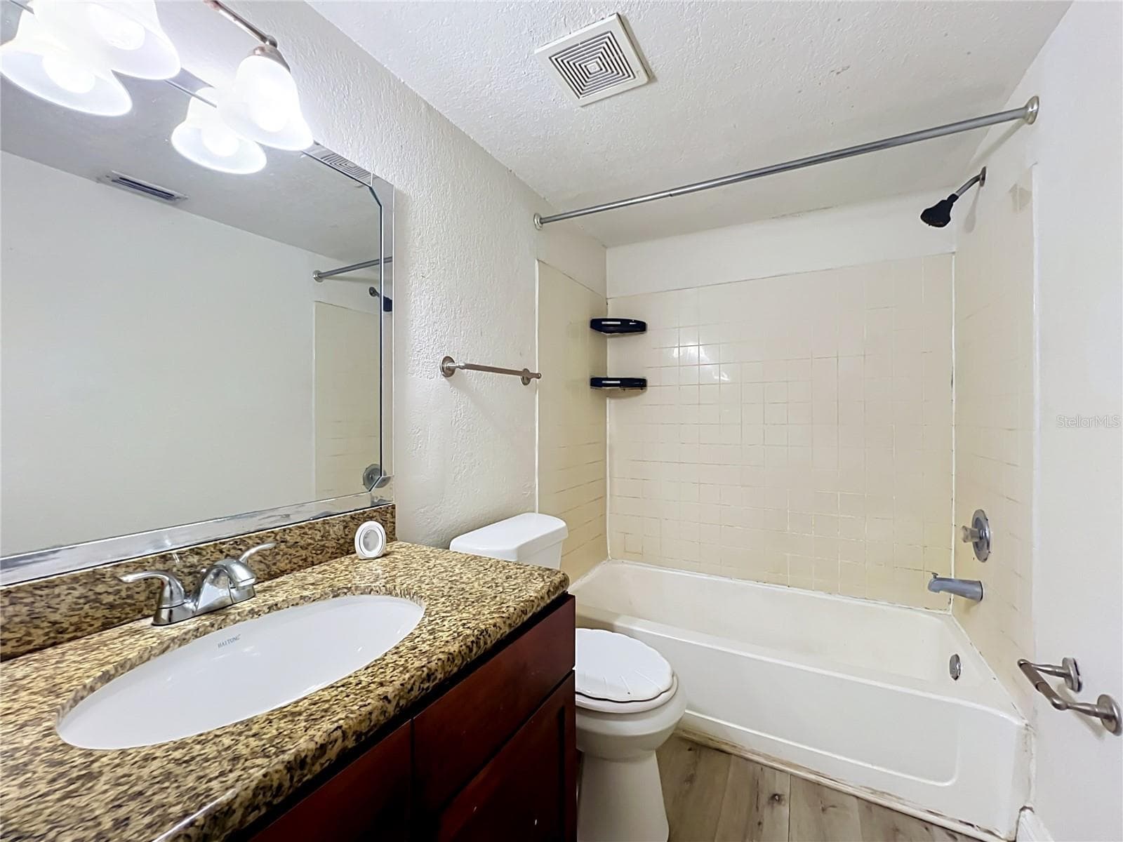 Quadruplex at 5116 CONROY RD #23, ORLANDO, photo 22 of 100