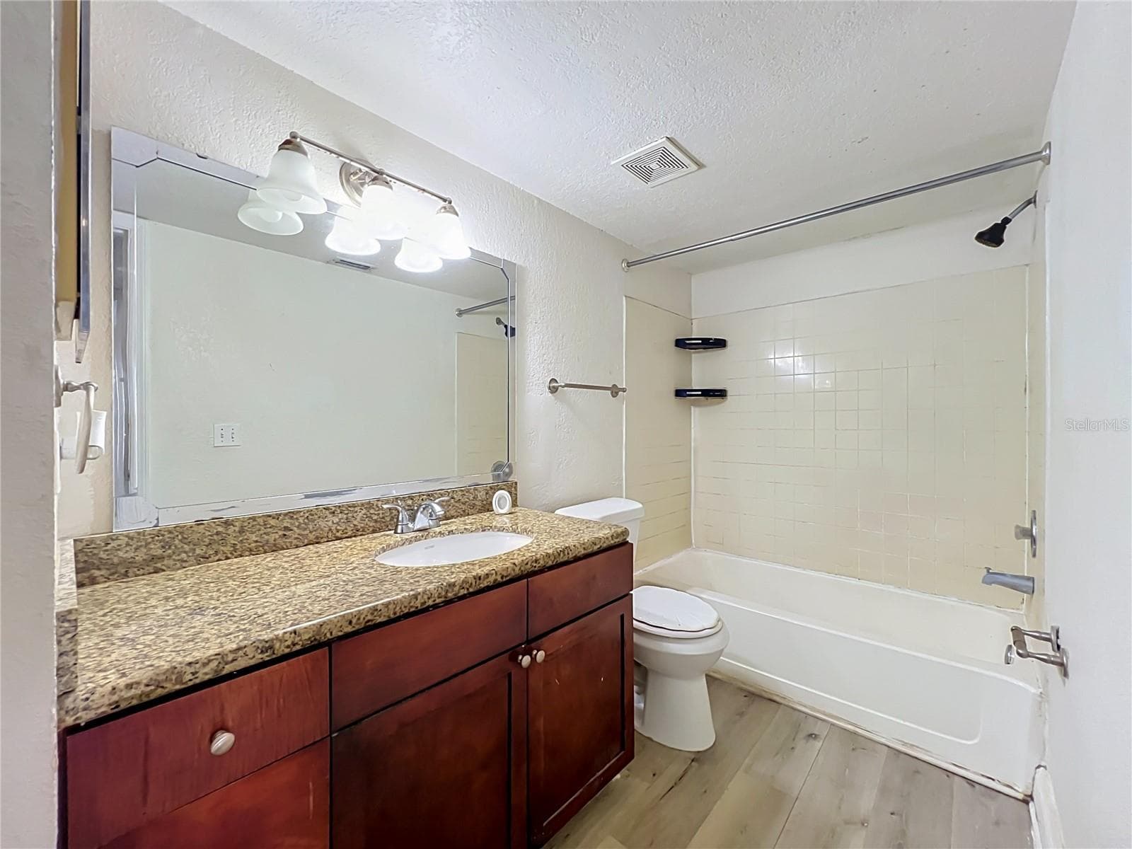 Quadruplex at 5116 CONROY RD #23, ORLANDO, photo 24 of 100