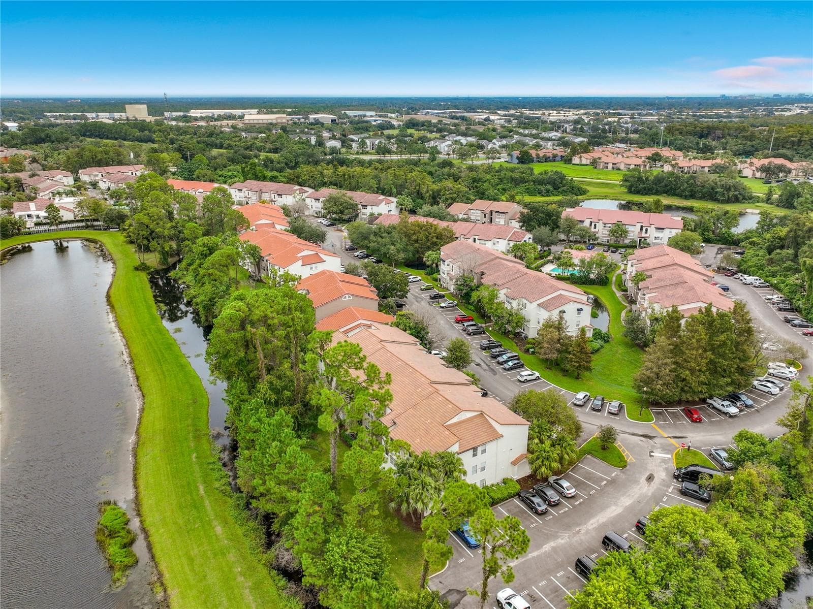 Quadruplex at 5116 CONROY RD #23, ORLANDO, photo 26 of 100