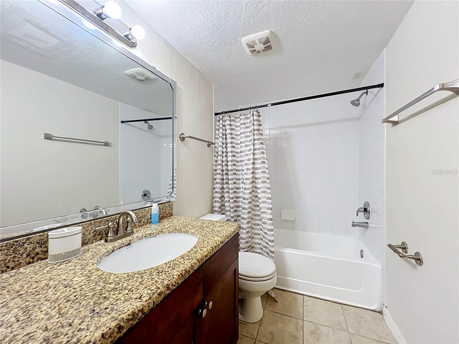 Quadruplex at 5116 CONROY RD #23, ORLANDO, photo 52 of 100